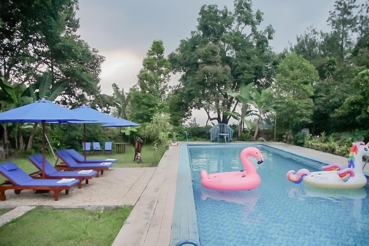Reddoorz Near Taman Safari 2 Hotel Bogor Exterior photo